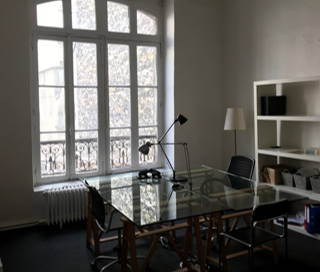 Bureau privé 90 m² 10 postes Coworking Rue Myrha Paris 75018 - photo 2